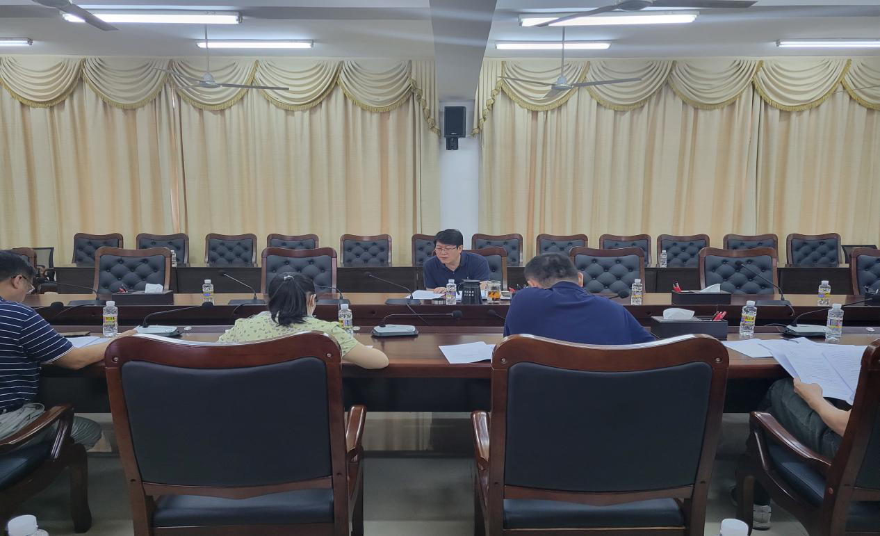 校领导主持召开基建工作专题会